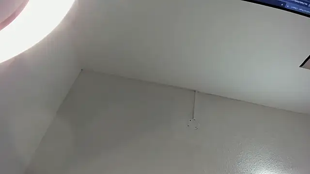 Lizz Luna online show from 10.03.25