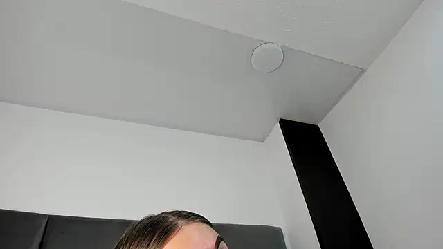 Lizz Luna online show from 10.30.25