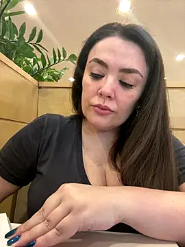 Sophie Eaton online show from 10.14.25