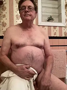 Snapshot of Tonybaloney1972 chatting on 03.06.26 Tonybaloney1972 online show from 03.06.26