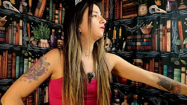 Snapshot of julietta___jackson chatting on 01.15.26 julietta jackson online show from 01.15.26