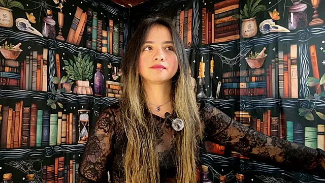 Snapshot of julietta___jackson chatting on 01.16.26 julietta jackson online show from 01.16.26