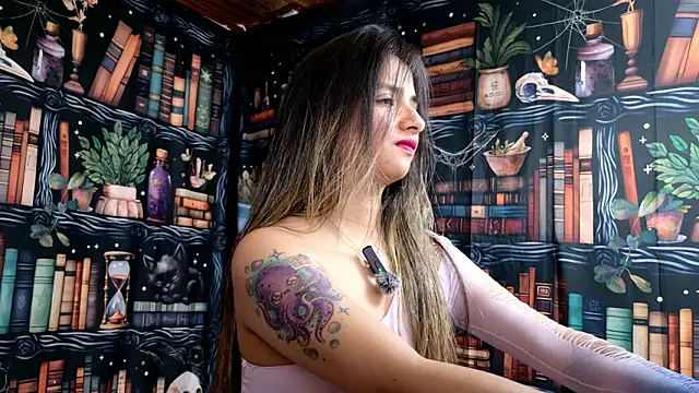 Snapshot of julietta___jackson chatting on 03.07.26 julietta jackson online show from 03.07.26