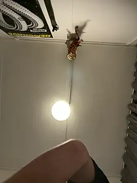 wolfwhite95 online show from 11.20.25