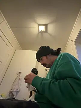 wolfwhite95 online show from 05.11.26