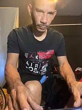 Snapshot of Chico_Bellaco chatting on 09.14.25 Chico Bellaco online show from 09.14.25