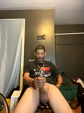 Snapshot of Chico_Bellaco chatting on 09.20.25 Chico Bellaco online show from 09.20.25