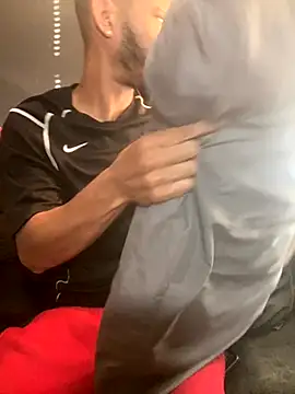 Snapshot of Chico_Bellaco chatting on 10.16.25 Chico Bellaco online show from 10.16.25