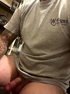 Snapshot of PR-Papi512 chatting on 09.21.25 PR-Papi512 online show from 09.21.25