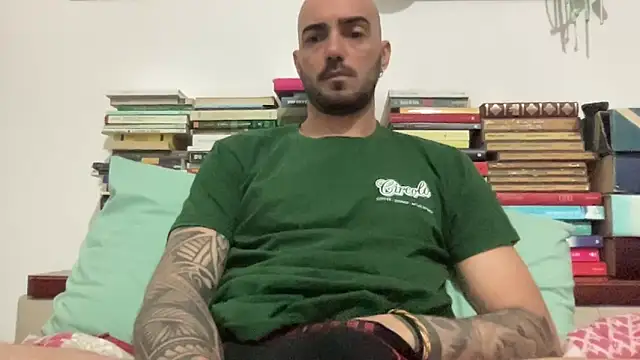alessandromori91 online show from 04.22.26