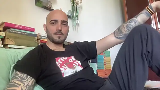 alessandromori91 online show from 04.24.26