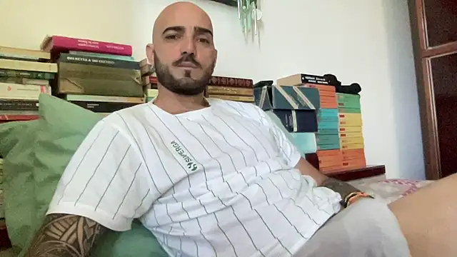 alessandromori91 online show from 04.26.26