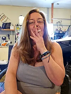 MsShelby40 online show from 03.13.25