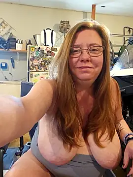 MsShelby40 online show from 11.15.25