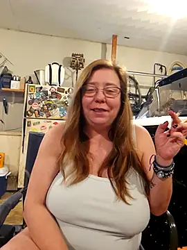 MsShelby40 online show from 11.29.25