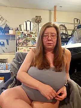 MsShelby40 online show from 02.22.26