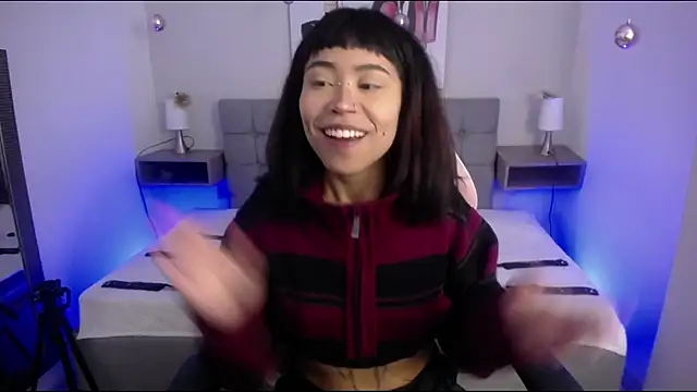 Violetta Suky online show from 01.08.25