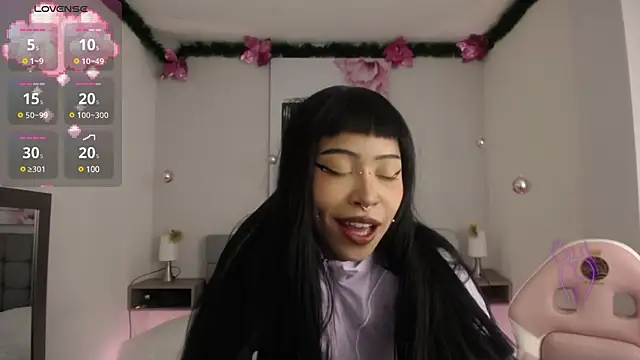 Violetta Suky online show from 01.13.25