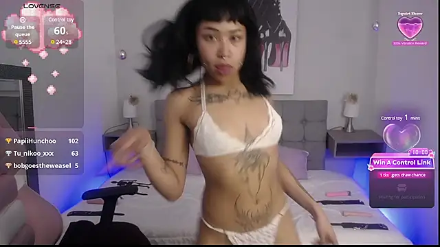 Violetta Suky online show from 01.18.25