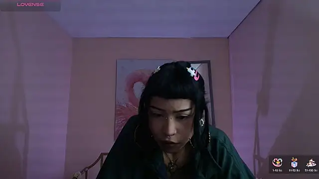 Violetta Suky online show from 02.10.25