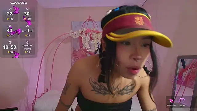 Violetta Suky online show from 02.22.25