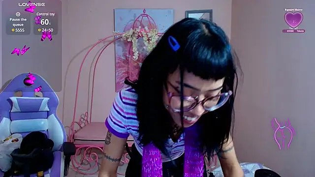 Violetta Suky online show from 03.03.25