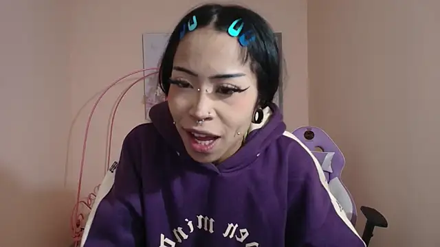 Violetta Suky online show from 03.14.25