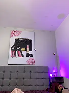 Violetta Suky online show from 10.04.25