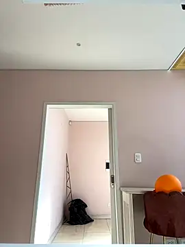 Violetta Suky online show from 10.24.25