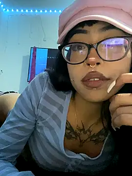 Violetta Suky online show from 10.29.25