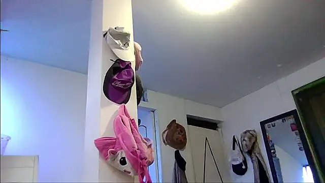 Violetta Suky online show from 12.03.25