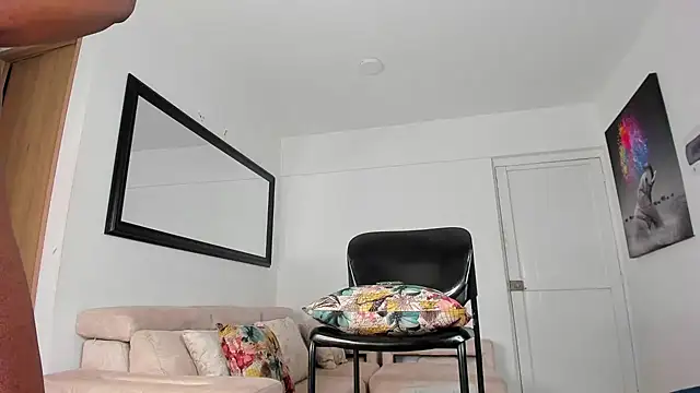 Snapshot of smit_hot_sr chatting on 02.06.25 smit hot sr online show from 02.06.25