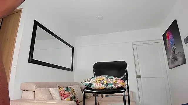 Snapshot of smit_hot_sr chatting on 03.08.25 smit hot sr online show from 03.08.25