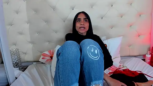 sophie pariss online show from 02.16.25