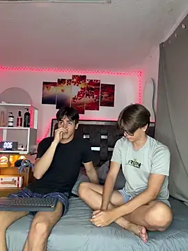 Snapshot of Alex_and_Fabian chatting on 05.15.26 Alex and Fabian online show from 05.15.26