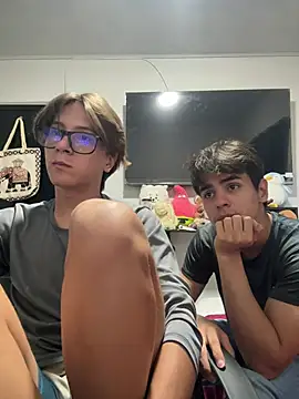 Snapshot of Alex_and_Fabian chatting on 05.17.26 Alex and Fabian online show from 05.17.26