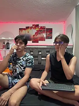 Snapshot of Alex_and_Fabian chatting on 05.24.26 Alex and Fabian online show from 05.24.26