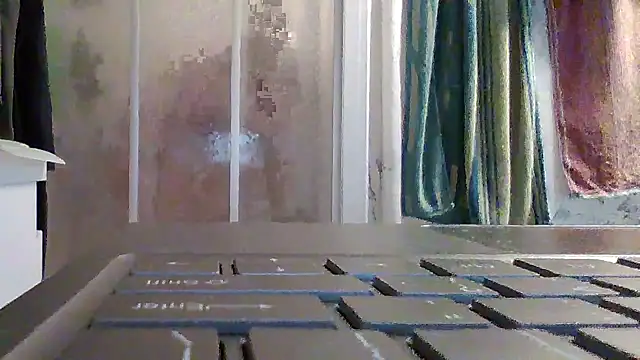 Snapshot of FROL83 chatting on 04.22.26 FROL83 online show from 04.22.26