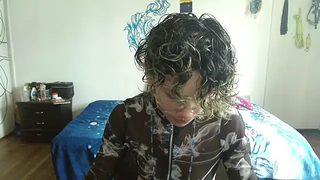 Snapshot of fenixmfx19 chatting on 03.04.25 fenixmfx19 online show from 03.04.25