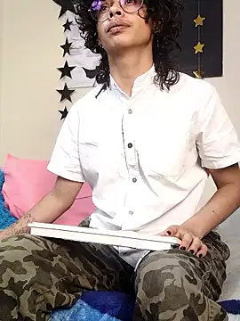 Snapshot of fenixmfx19 chatting on 02.10.26 fenixmfx19 online show from 02.10.26