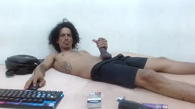 damian bottom bigcock online show from 01.05.25