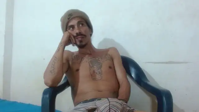 Snapshot of damian_bottom_bigcock chatting on 02.24.26 damian bottom bigcock online show from 02.24.26