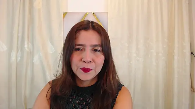 Heidy Wells online show from 02.26.25