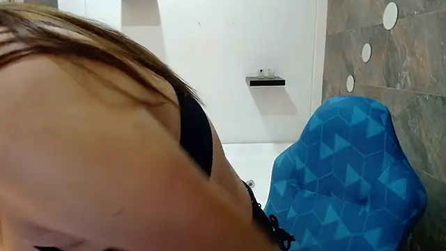 Heidy Wells online show from 03.01.26