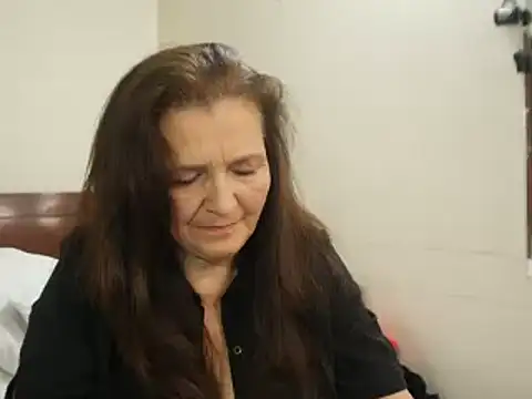 Bellaisa online show from 02.13.25