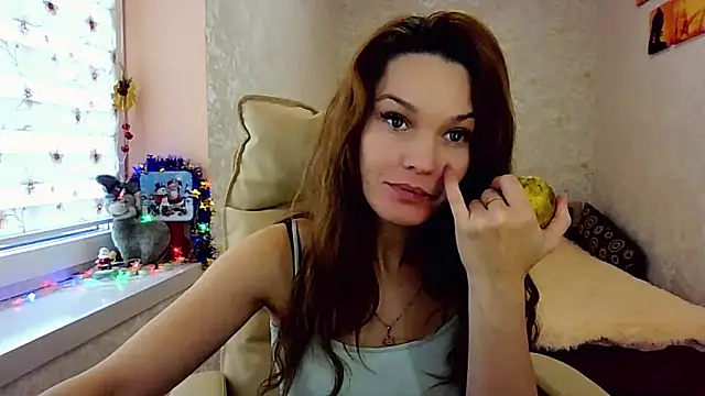 Snapshot of impossibleluna chatting on 12.11.24 impossibleluna online show from 12.11.24