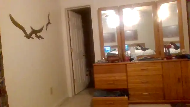 dcrick978 online show from 09.10.25