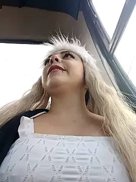 madelaine- online show from 12.27.24