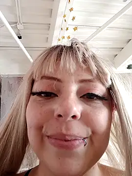 madelaine- online show from 02.10.25