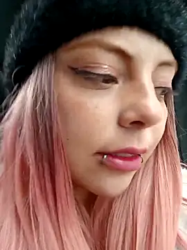 madelaine- online show from 03.17.25